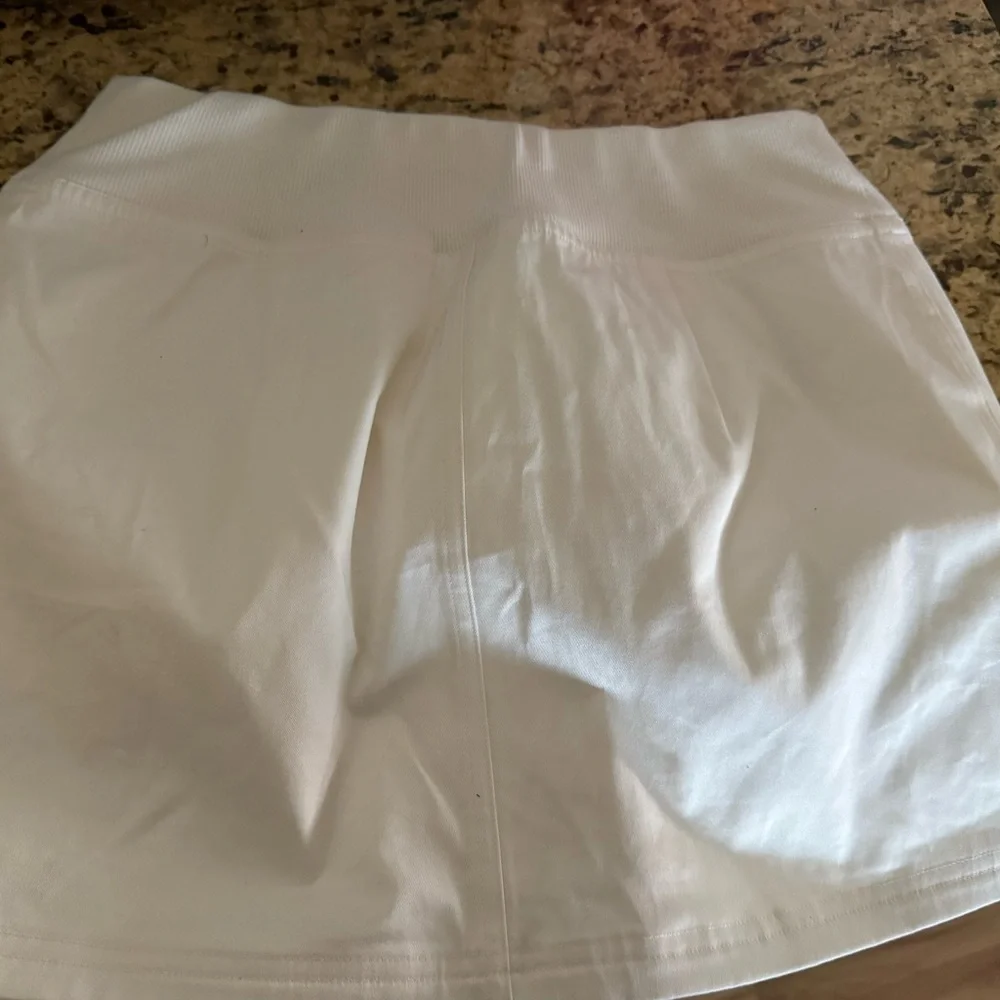 Alo Yoga Skirt
